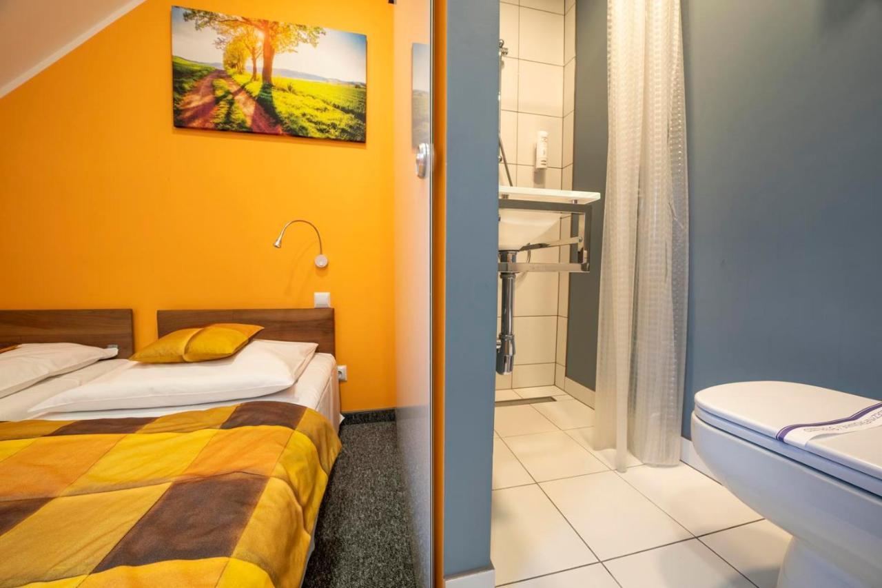 Fortisline Pokoje Z Klimatyzcja Sauna Apartment ออปอเล ภายนอก รูปภาพ
