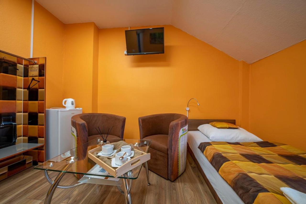 Fortisline Pokoje Z Klimatyzcja Sauna Apartment ออปอเล ภายนอก รูปภาพ