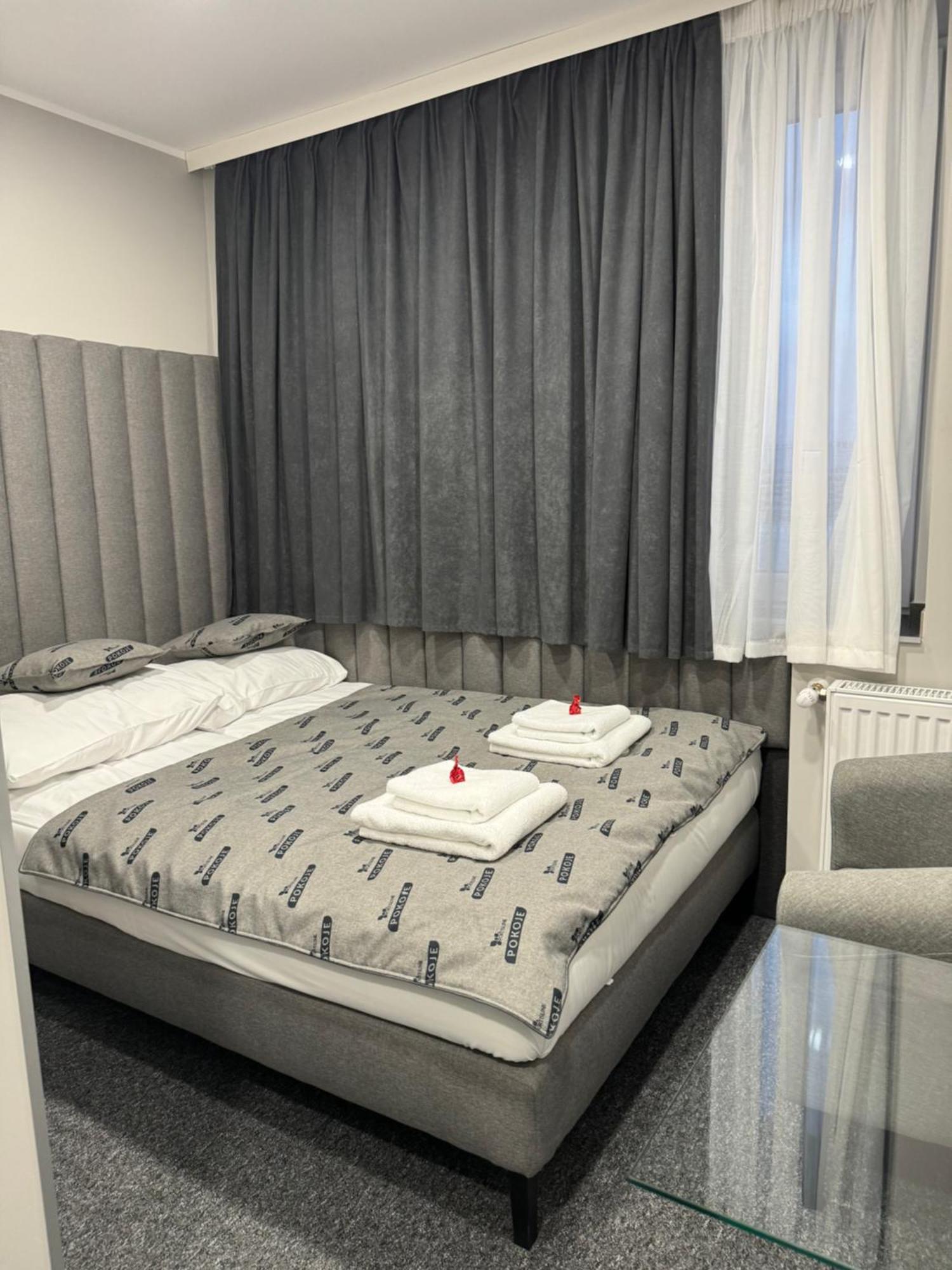 Fortisline Pokoje Z Klimatyzcja Sauna Apartment ออปอเล ภายนอก รูปภาพ